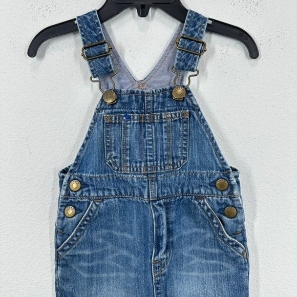 Baby Gap Denim Overalls 3-6 Months Blue Jean Adjustable Straps Cute - Picture 2 of 6